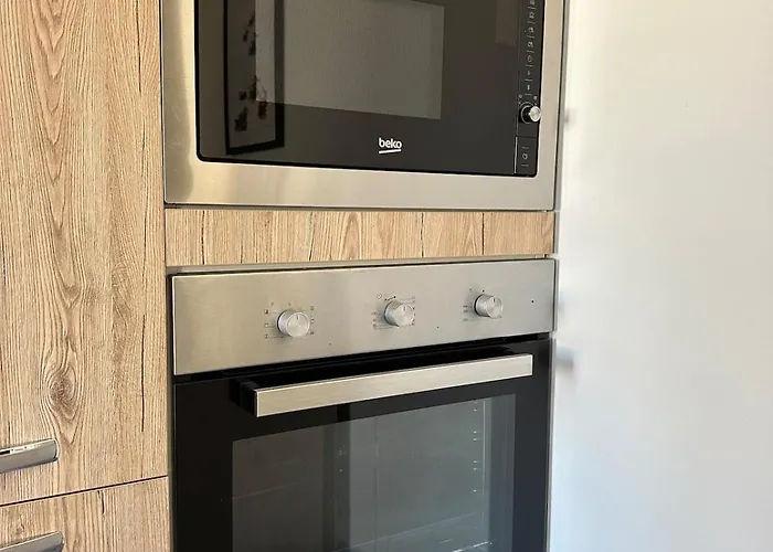 Minimal, Breezy, Coastal Chic Life *