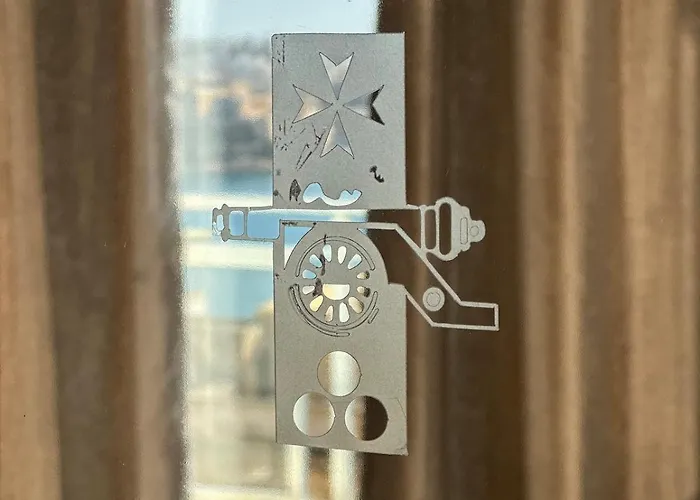 Minimal, Breezy, Coastal Chic Life Valletta