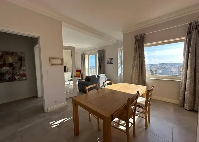 Minimal, Breezy, Coastal Chic Life Apartament