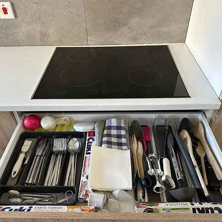 Minimal, Breezy, Coastal Chic Life